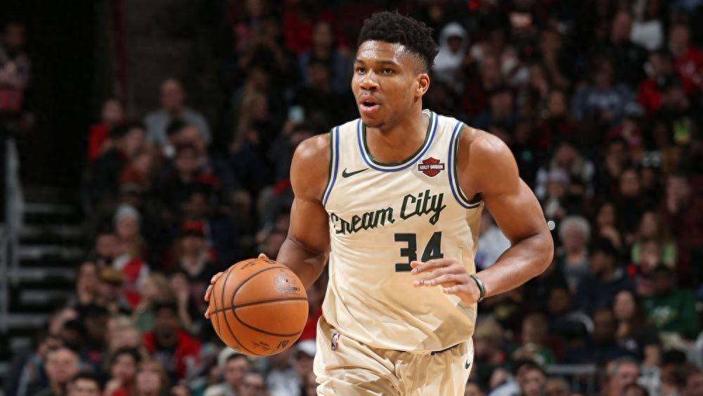 开云意甲加时末段再迎强敌，密尔沃基雄鹿止住颓势，主帅态度——气氛紧张，身体对抗强度拉满的简单介绍